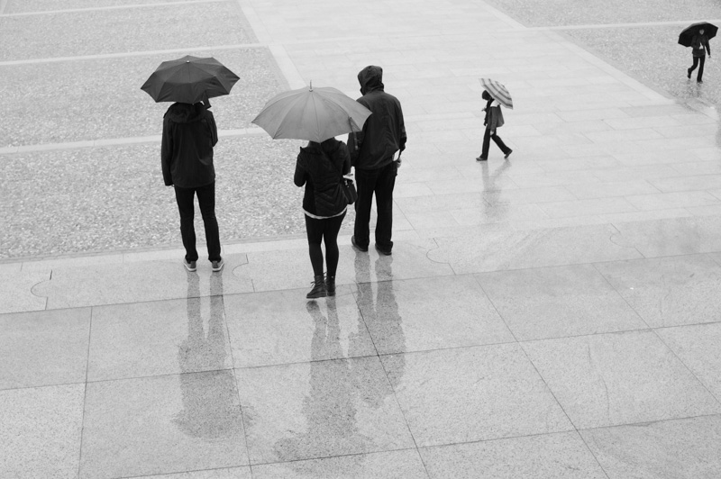 washington dc tourists in the rain. Lincoln Memorial. National Park Service.