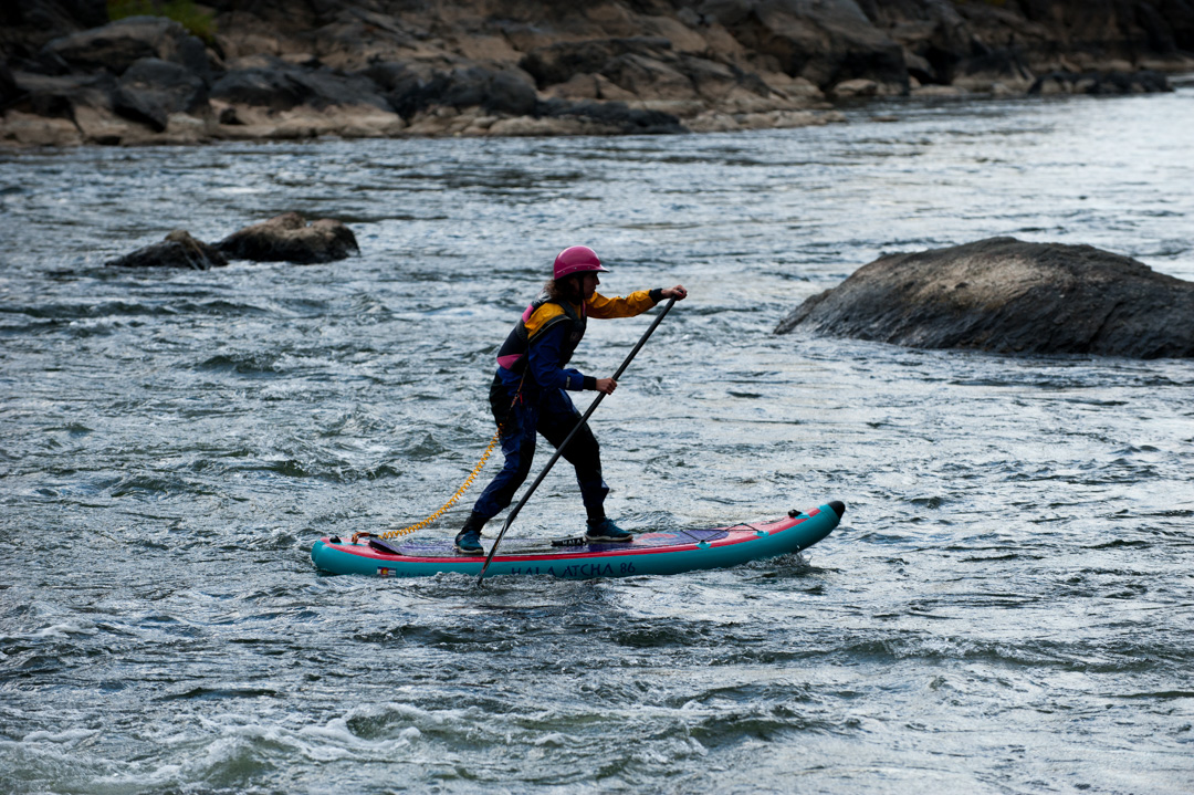 julie lang. stand up paddle board. potomac river. Hala Atcha 86